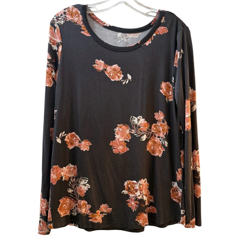 Maurices Long Sleeve Tee Shirt Size Medium Floral Pullover Top NWOT